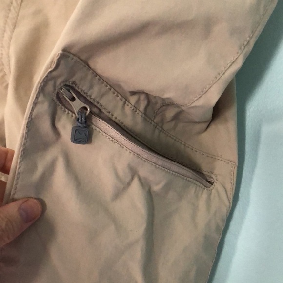 WindRiver Cargo Long Shorts Gold Size 14 - Picture 10 of 15